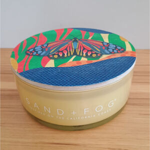 Sand + Fog Amber & Fig Hand Poured Candle 36oz 7 Wick Butterfly Wood Top